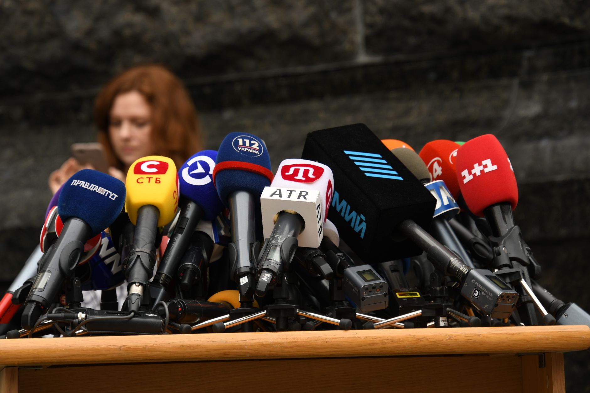 Top News Audio Briefing: Is It the Best Way to Stay Informed?